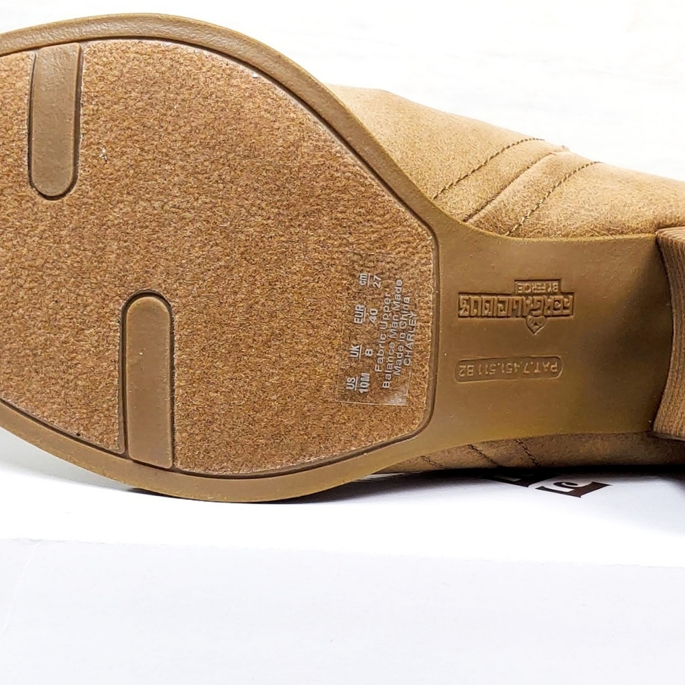 ■SOLD■NEW IN BOX- SOFFT SZ 10  SUEDE BOOTIE - Picture 9 of 10